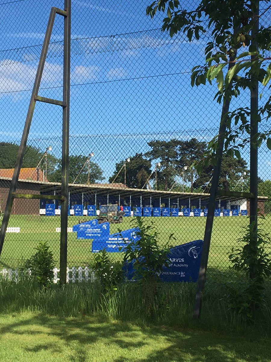 Oakmere Driving Range tweet media
