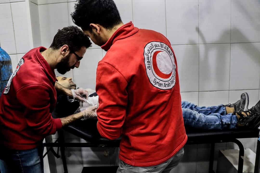 SYRedCrescent's tweet photo. #Photos: @SYRedCrescent #first_aid #volunteers responding in #Jaramana, #Rural_Damascus
11/2/2018 https://t.co/PolCEUN2XE