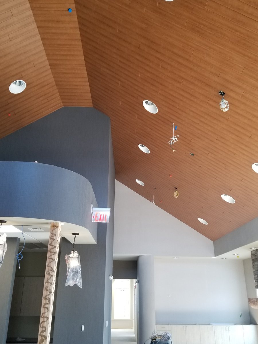 dceilings tweet picture