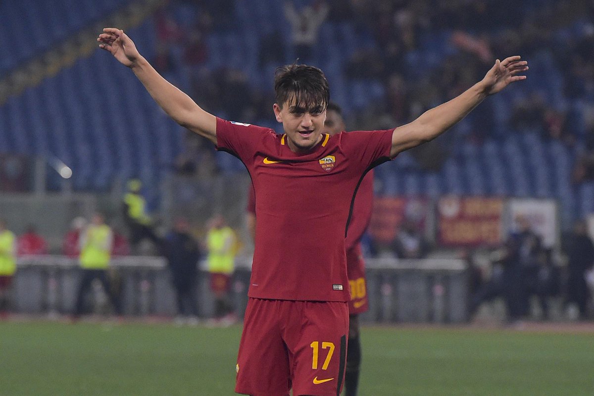 OfficialASRoma's tweet photo. 💪🙌

#RomaBenevento 4⃣-2⃣ https://t.co/XVsjZV9ZuD
