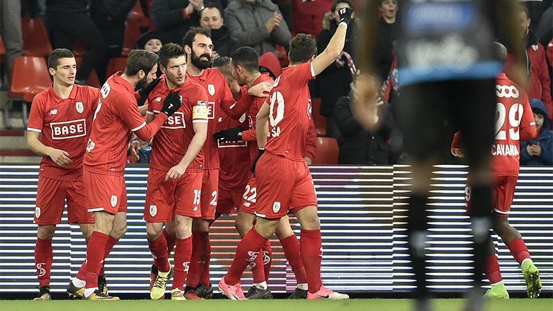 Qu’elle fait du bien cette victoire au caractère 💪 Fier de l’équipe! Je suis sorti à la mi-temps pour ne pas prendre de risque car j’avais pris un coup à la tête et ma vue était diminuée.. Prochain match Charleroi 🔜🔥