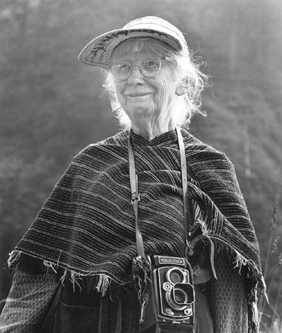 #ImogenCunningham
#photographer #portrait