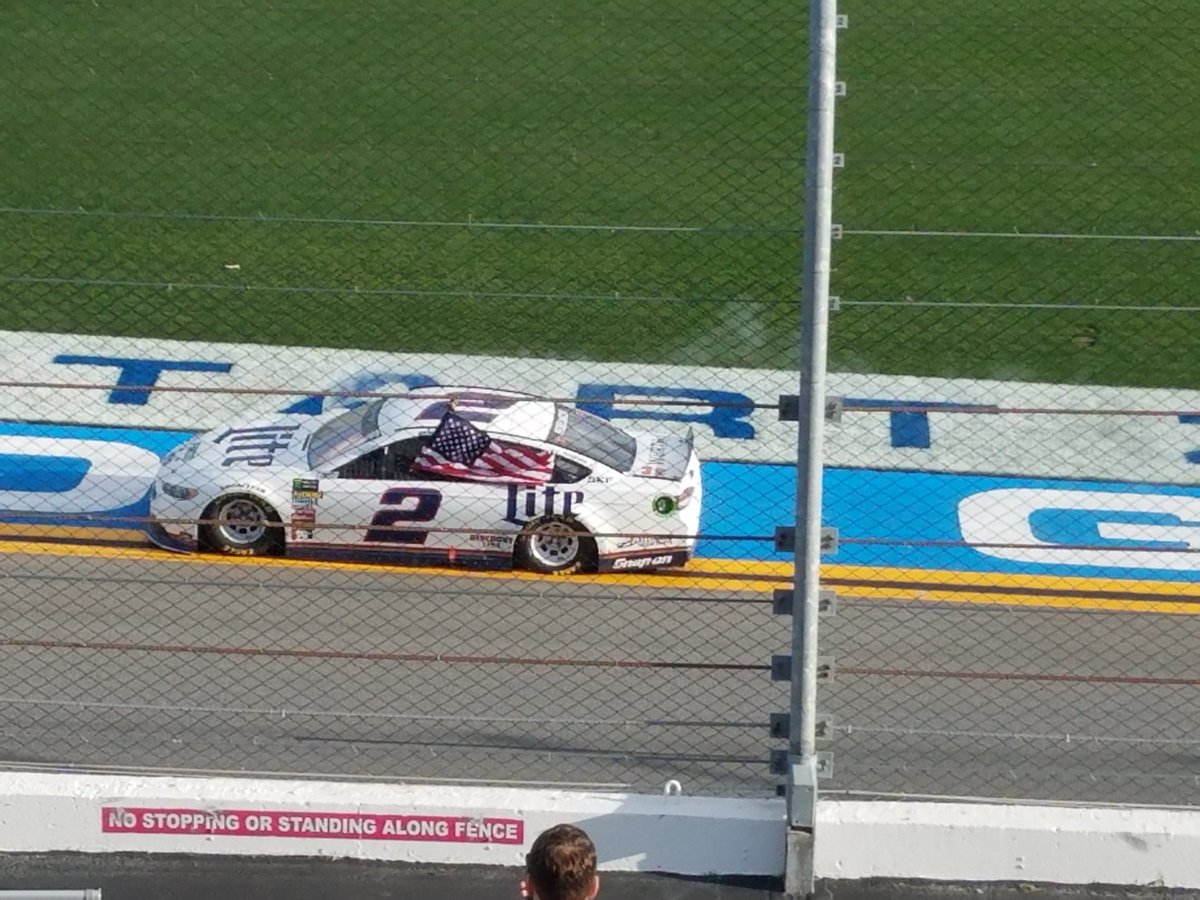 LadyofHarley's tweet image. Way to go @keselowski !!! Woot woot! #2is#1 @PaigeKeselowski