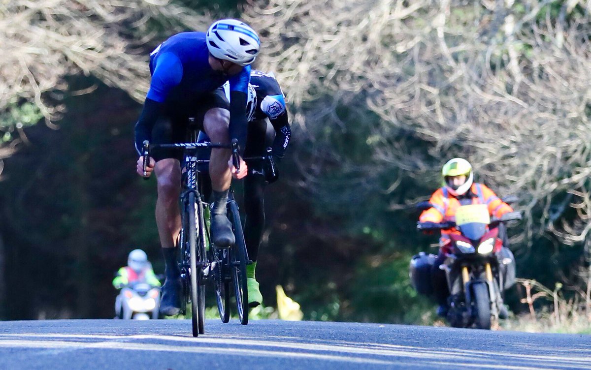 PrimeraSports's tweet image. Sprint to the line at Perfs today. @endura @cyclist @VeloUK @localriders @muc_off @cyclingweekly @roadcc @PedalPotential #perfs