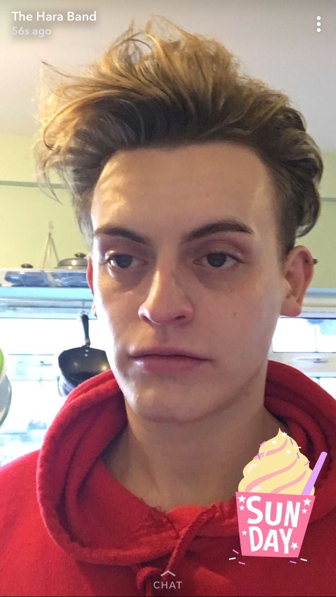 cherrysval's tweet image. When you realise everyone hates you.. #TrueAF #NobodyLikesMe