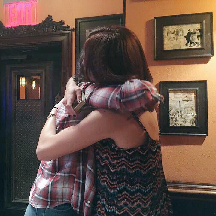 brightstarfans's tweet photo. 54 Below hugs with this lady are pretty high up on my list of favorite things ever. See you at the next one, doll! xo https://t.co/dpV7bScgzb