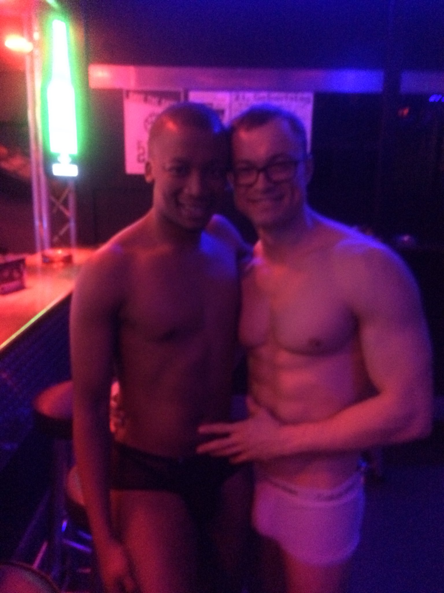 Henrik sommer gay