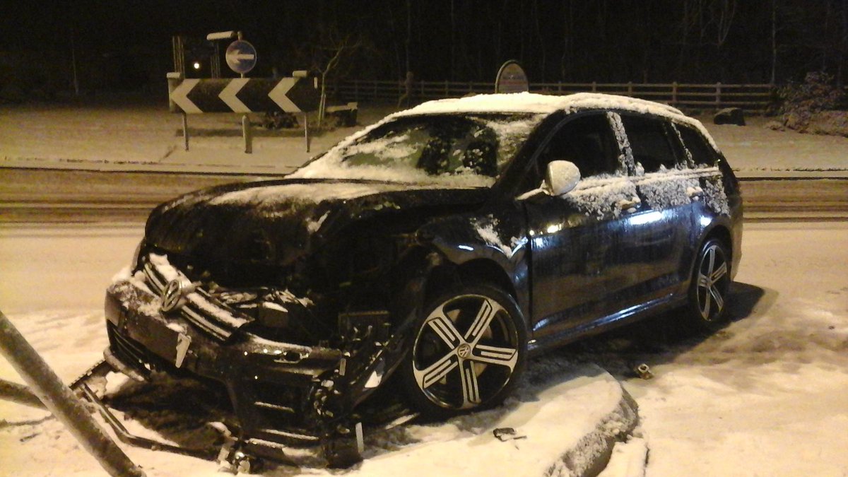 gmptraffic's tweet photo. Junction 2 of M66. En route to one incident when we come across this vehicle. Witness accounts all suggest driving way too fast the conditions. Fortunately no injuries. Recovery en route. Please drive safely and #arrivealive https://t.co/ZDQ3HuxJex