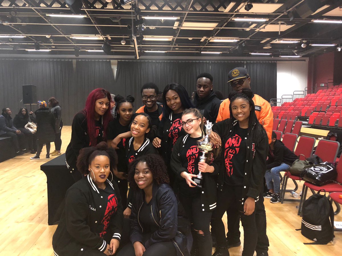 theALUMNI4's tweet photo. Group photo! @theALUMNI4 @DMUSteppers #7years #StepHard #Family https://t.co/LGHwszOFR2