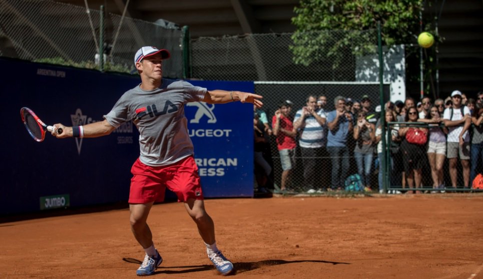 Tenis Universal tweet media