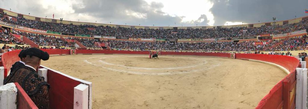 HoyEnMerida's tweet image. RT @jujoguem Gobernacion de Mérida y #Coremer darán cumplimiento a las obligaciones contractuales suscritas frente a @RamguertauroV
Recibimos con humildad esta decisión y seguiremos trabajando como lo estamos haciendo para la FIS2019 merida lo merece!