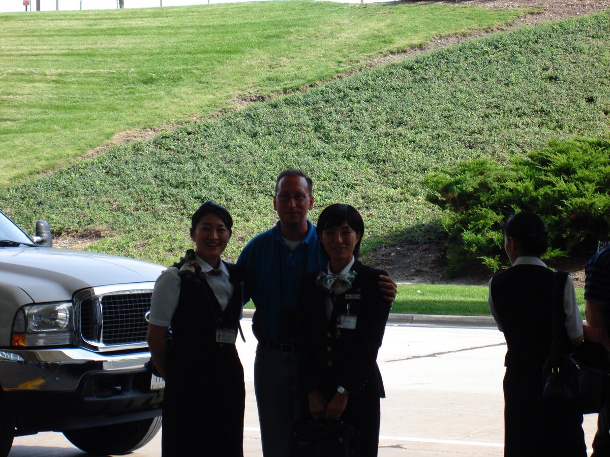 thomasb83807284's tweet photo. @JAL_Official_jp with the JAL cabin crew. Tokyo to Chicago https://t.co/delVSEQ25D