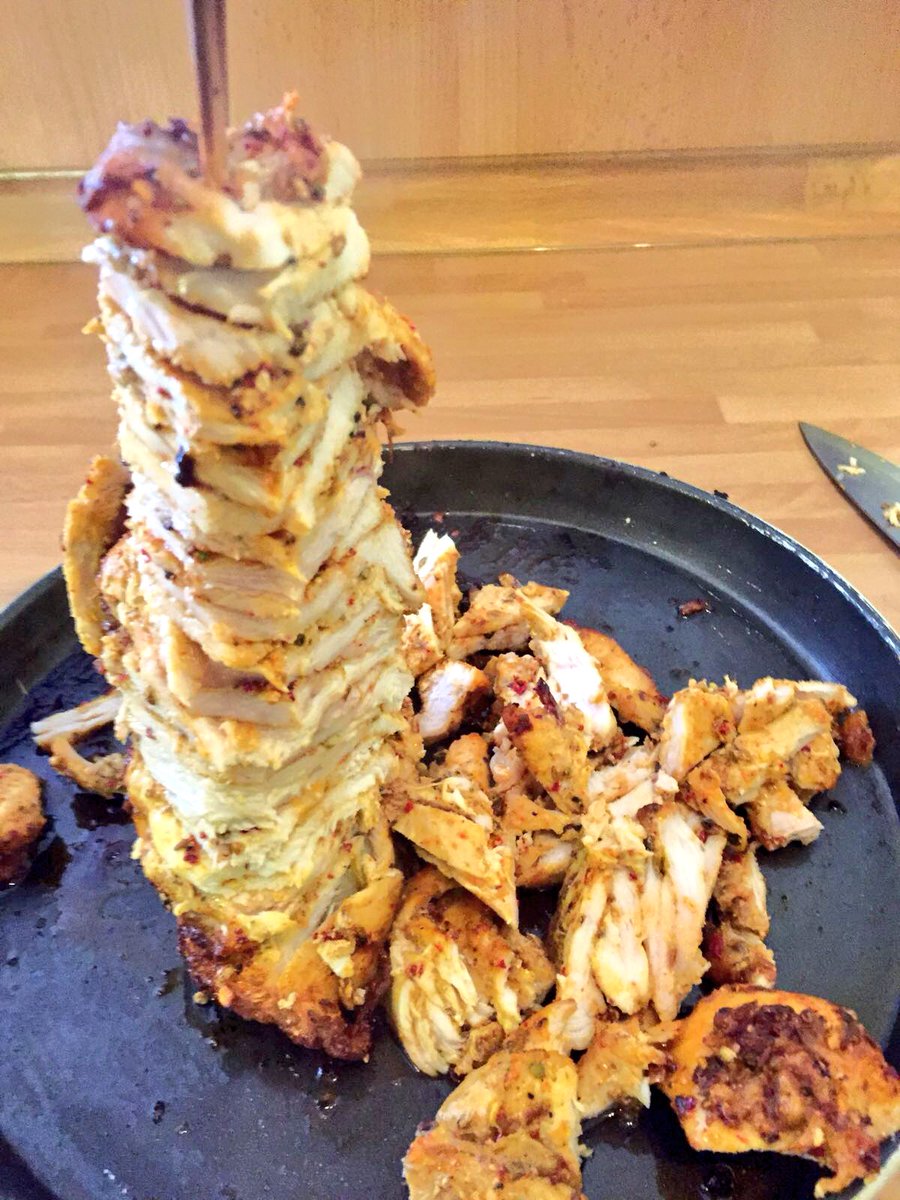 MasalaaCurry's tweet photo. #shawarma #howtomakeathome #ovenshawarma #wbloggers #foodies #fbloggers #Lunch #dinner #in2cooking #masalacurry #folloback https://t.co/cNWLIiSRfs