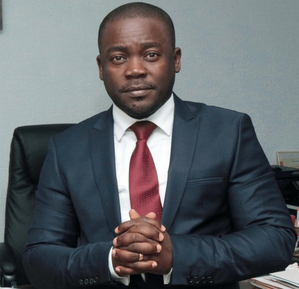 emmavitus's tweet image. @BonyDashaco, le Camerounais qui murmure à l’oreille des grands médias.   #AcmarMediaGroup #Cameroun afrotribune.com/bony-dashaco-c…