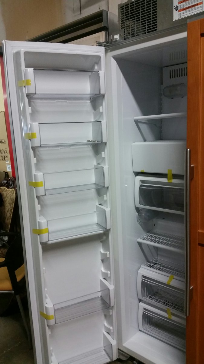 StrongManLiquid's tweet image. 48" KITCHENAID PANEL READY FRIDGE HOME SHOW UNIT $3000 CONTACT MOREEN 416 747 8410 SHOWROOM 5601 STEELES AVE WEST UNIT 3, TORONTO, ON MON-FRI 10AM-7PM