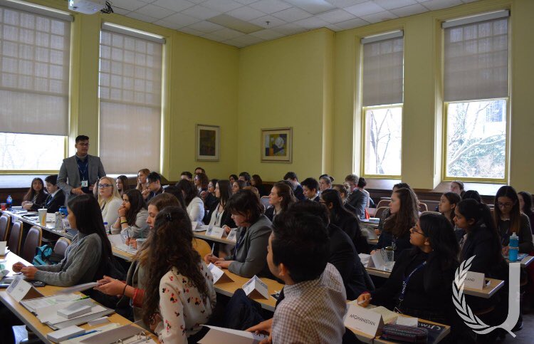 b0ssbabey's tweet photo. great experience at #UTMUN this weekend, thank you to all of the organizers and congratulations to the delegates!! https://t.co/AJSmyMZvMn