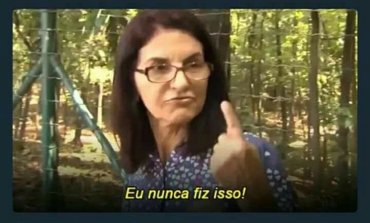 ClashersGirls's tweet photo. " É verdade que você diz que vai dormir só pra jogar Clash em paz? " https://t.co/6Jn0AZvHzm