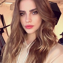 FamousBaseRPG's tweet image. • Kate Miller •

》 @itskatemiller