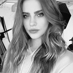 FamousBaseRPG's tweet image. • Kate Miller •

》 @itskatemiller