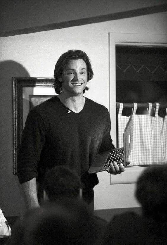 joonsquared's tweet photo. remember when jared cried reading his vows or whatever at his engagement party to gen because he’s so in love with her wow https://t.co/tAvg2qSBFW