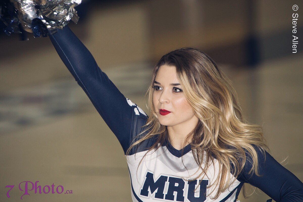 CubsDanceTeam's tweet photo. Check out photos from our last Performance! https://t.co/wTHrBiJQTl