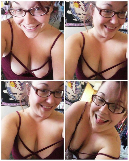 💜💜💜 https://t.co/H7QbXa2sK3<a href="/tag/footfetish"class="tags"><span>#footfetish</span></a><a href="/tag/feet"class="tags"><span>#feet</span></a><a href="/tag/cumshot"class="tags"><span>#cumshot</span></a><a href="/tag/cumslut"class="tags"><span>#cumslut</span></a><a href="/tag/cumonmyfeet"class="tags"><span>#cumonmyfeet</span></a>