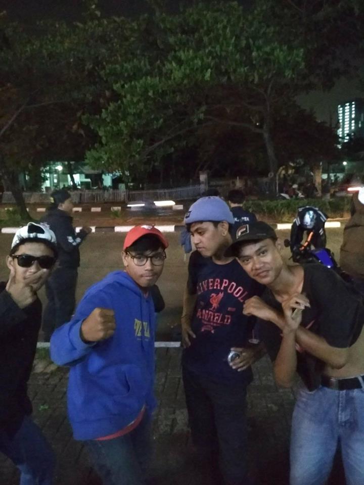 kidsboispersija's tweet photo. PERSIJA DAYS 👆🐯
SOLOndon, SEMI FINAL PIALA PRESIDEN 2018, BRIGATA KIDS BOIS ON TOUR. https://t.co/gmFjL4W2kP