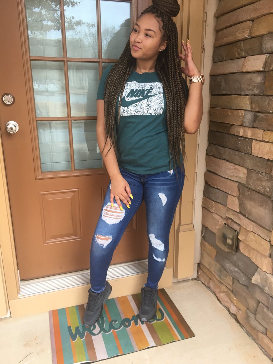 RyGlizzy tweet picture