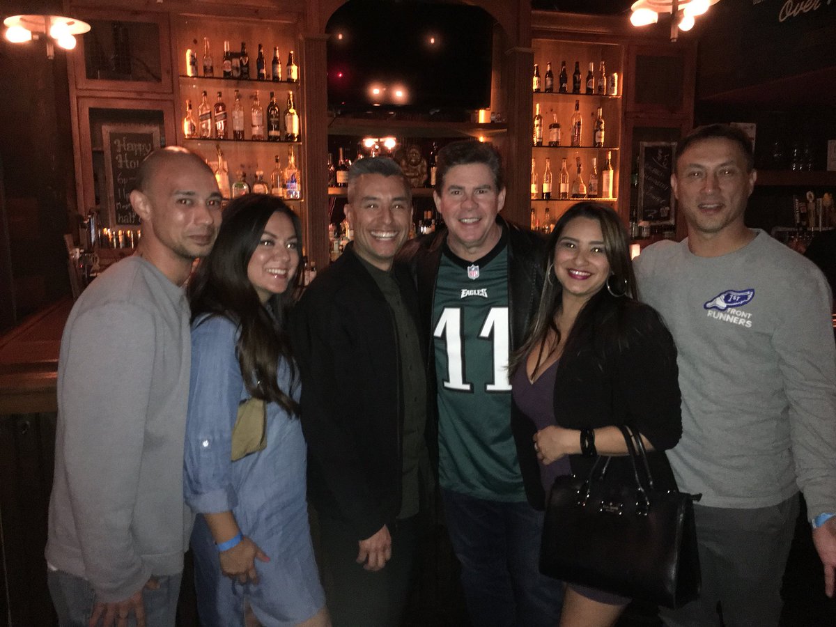 Silverfox0's tweet image. #BirthdayNight #HollywoodBabbleOn @RalphGarman Thank you sir for letting us hang with you.