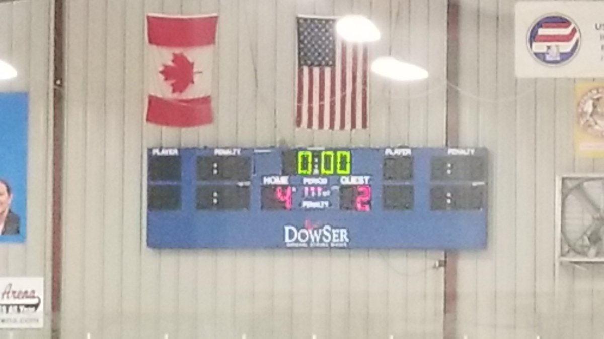 aagrahamiii's tweet photo. @SNS_Sabers @travjax71 
Sabers Beat Byram Hills 4-2!!! @chrisgraham02 with 39 Saves! https://t.co/T89ZCpVOLC