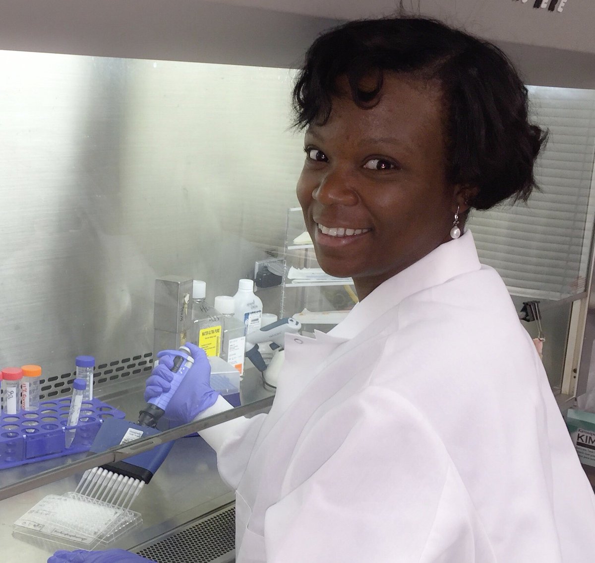 scienceempress's tweet photo. Happy #InternationalDayofWomenandGirlsinScience
#I’manimmunologist #WebbLab https://t.co/WOJfihS2gz