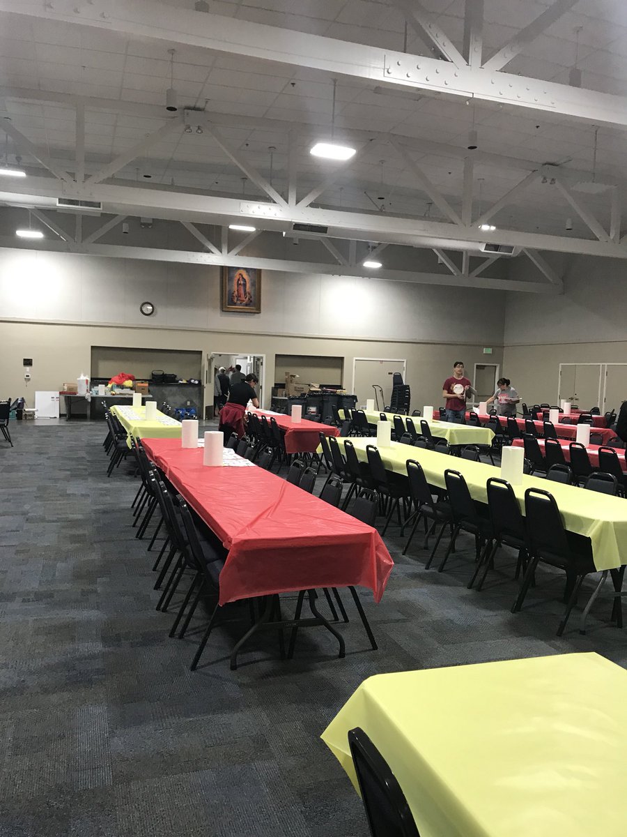 This Friday and Saturday we helped the Society for Disabilities again for their crab feed! We love helping the Society!!! 🦀🔑