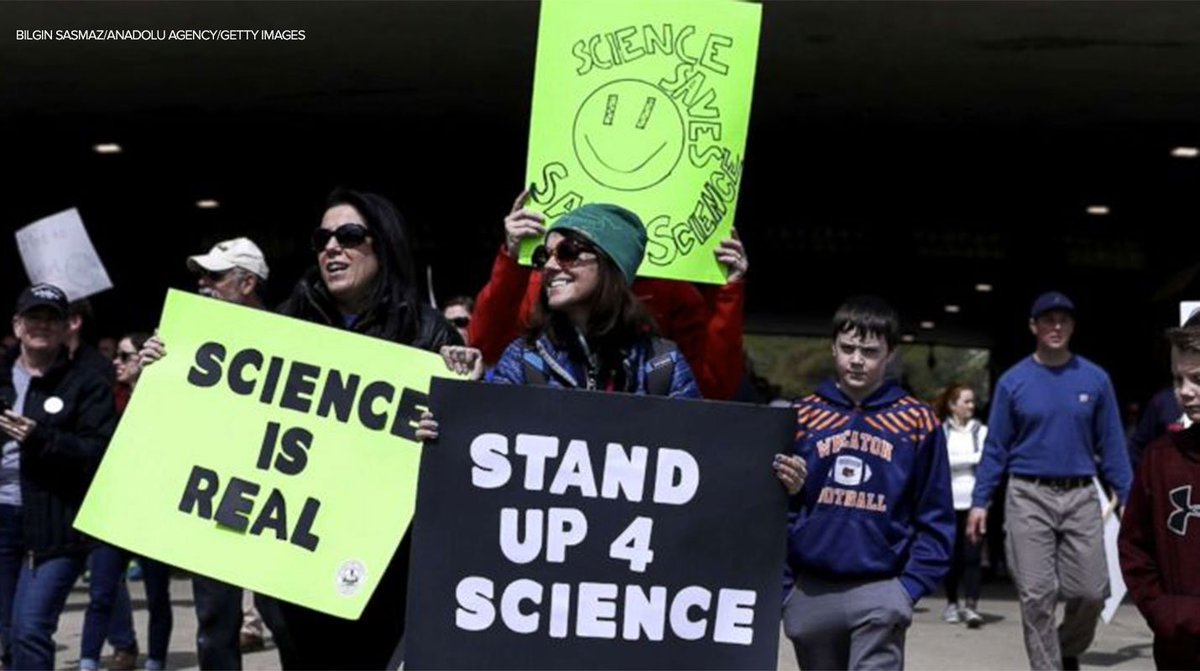 ABC's tweet image. More than 200 scientists are leaving their labs and white coats behind to seek election to federal, state and local offices across the U.S. abcn.ws/2nSplP7 #18for18