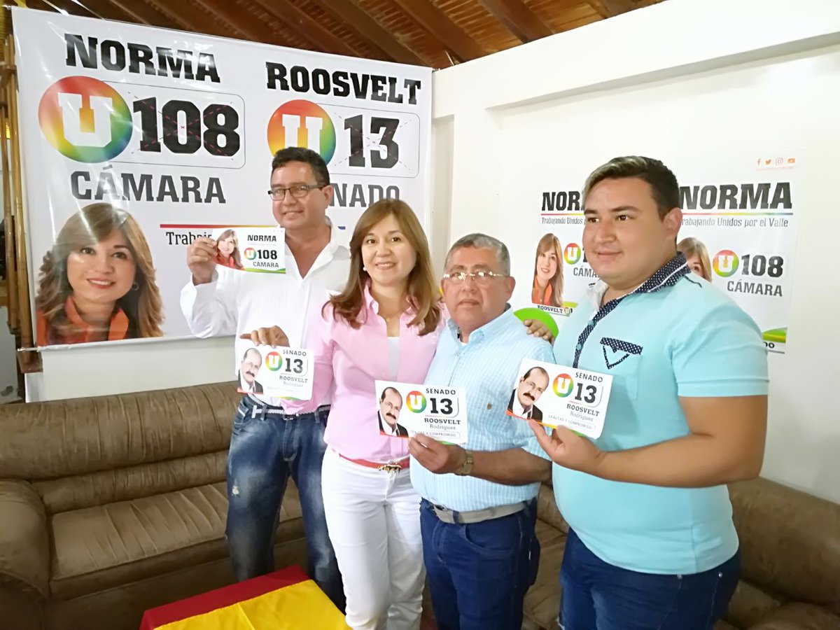 normahurtados's tweet photo. Feliz por el excelente recibimiento de los amigos del Calima El Darién, es grato contar con el apoyo de personas tan comprometidas con este proyecto. Mi compromiso es con el turismo organizado que beneficie a las personas que día a día se esfuerzan por mostrar lo mejor del Valle https://t.co/zFyPO6KNgz