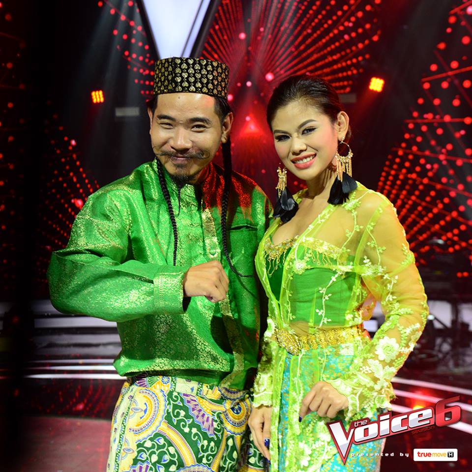 1TOALLCOMPANY's tweet photo. เชียร์ใคร โหวดใคร ก็มาลุ่นกันนะคะ

ยินดีกับ TV8 เปรี้ยว,แชมป์ และ TV7 ซิลวี่   จาก #TeamJoey 
ยินดีกับ TV4 ปราง และ TV3 ฝ้าย   จาก #TeamKong

ผ่านเข้ารอบ Final นะครับ #TheVoice #thevoiceTH #thevoicethailand #1TOALL https://t.co/ybsxkvoZlq