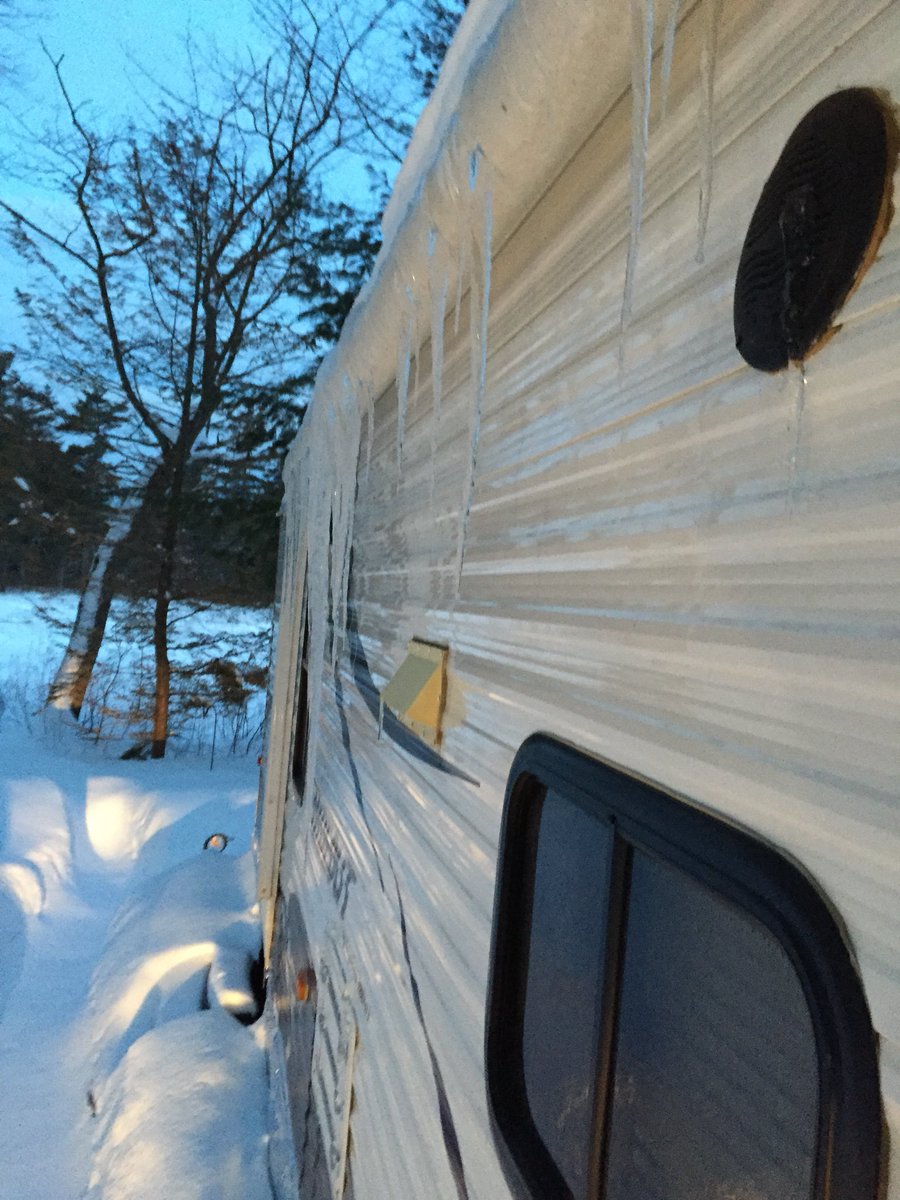 ExtremeRVing's tweet photo. @RVillageTeam We love it - this year #Colorado two previous years in #Massachusetts The key to #ExtremeRVing is maintaining the rig daily. Skirt in to keep heat in/cold out, @Powerblanket for propane tanks & mats, and keep the #icedams off the roof. #rving #winter https://t.co/nNAVKadwjO
