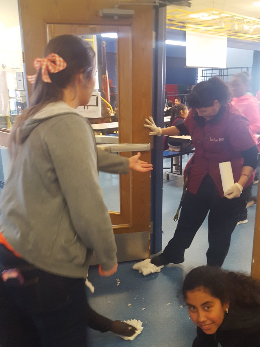 khawleyteach's tweet photo. #Committedtoourstudents #myIrvingISD #TXpublicschools @SchulzePanthers https://t.co/LYVlNCB0cy