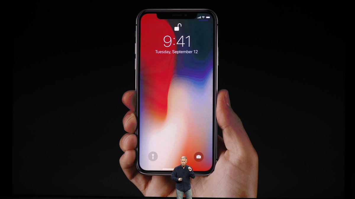 infobaeamerica's tweet photo. Apple prepara tres nuevos modelos de iPhone para este año: uno gigante, otro low cost y una versión mejorada del X https://t.co/CTYyVXcB79 https://t.co/Ebw6PkG3zt