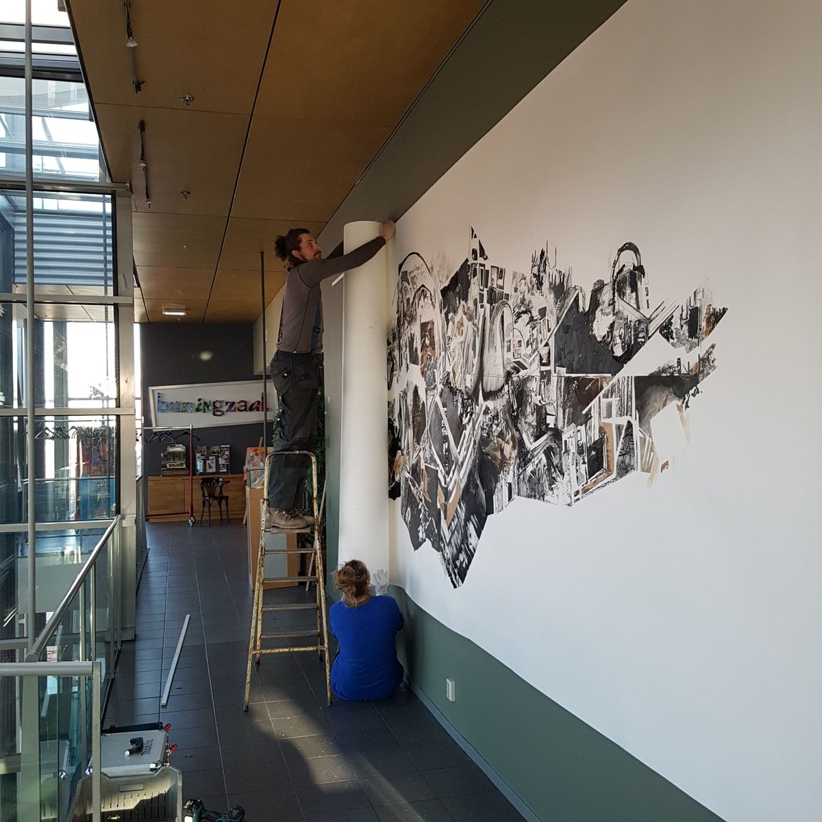 Installatie Mural Project#1 door Joyce Ter Weele. In Opdracht van Kunstplaza Schurer en DRP 
Woensdag 28 feb opening om 17.00 door @annemiekrens van @DrentsMuseum
Welkom bij Kunstplaza Schurer hoogste etage  <a href="/VanderveenAssen/">Warenhuis Vanderveen</a>