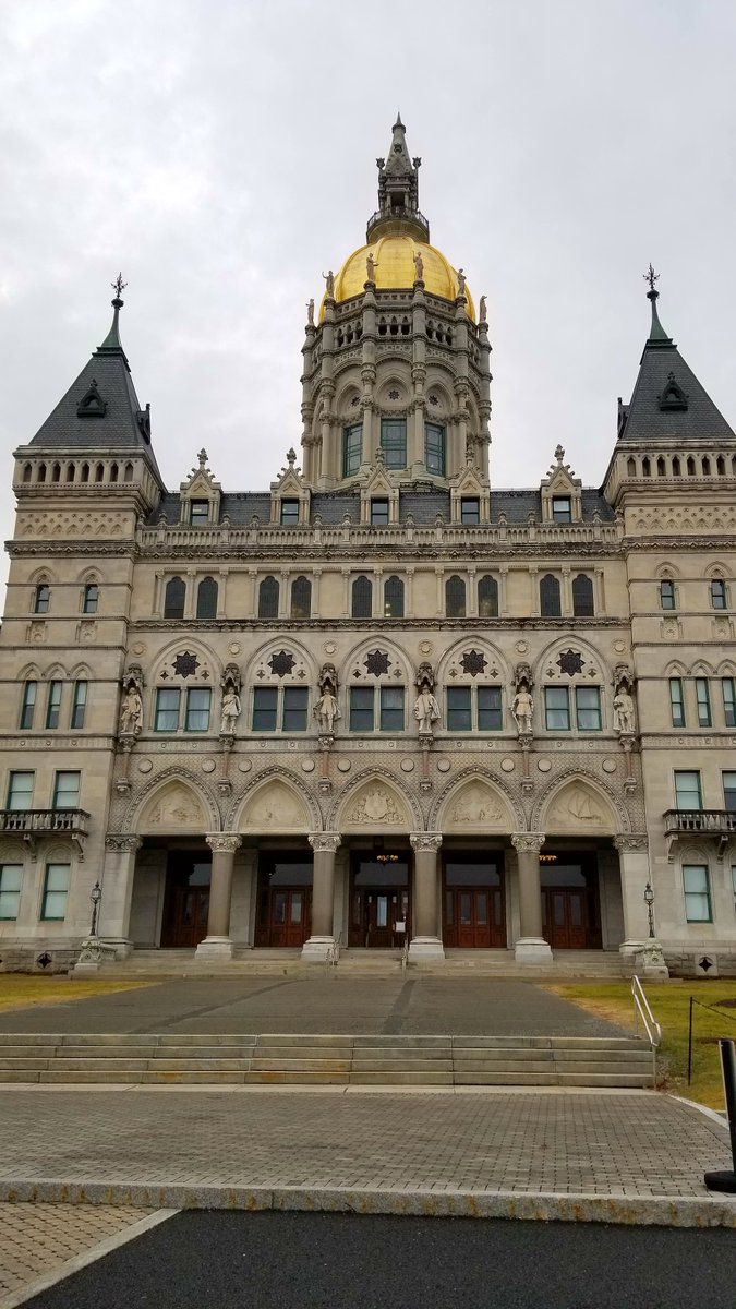 rnptweets's tweet photo. Today we are at the CCAR 2018 Legislative Day at the CT State Capitol Building to raise awareness surrounding the current opioid epidemic, the resources available to combat it and the many barriers and obstacles facing those who struggle with addiction. https://t.co/gSozoMqCLH
