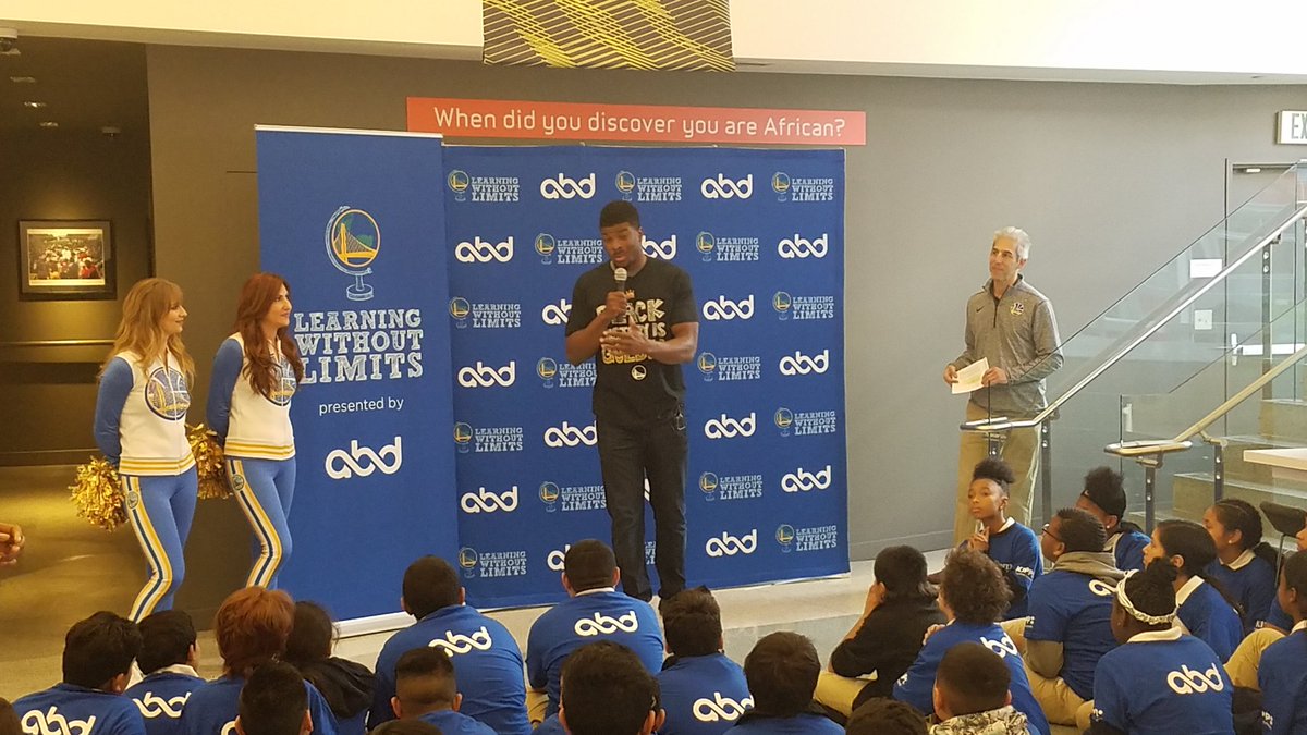 So great to have @KAzubuike7 leading the day @MoADsf telling the kids about the 'soldiers' of Black History. Psyched to see @warriors here!!