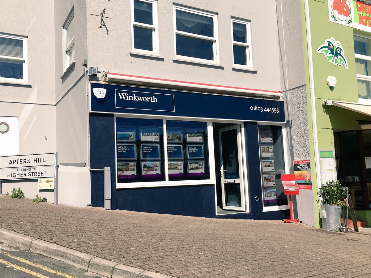 Richard &amp; <a href="/TrevorBranton/">Trevor Branton</a> are joining <a href="/simonday/">simon day</a> @Inspiring_Joe @SgtSheps and the <a href="/rivierafm/">Riviera FM</a> crew tonight with the #TorbayHour show with Tara listening in. buff.ly/2ClNJRZ - Tune in.