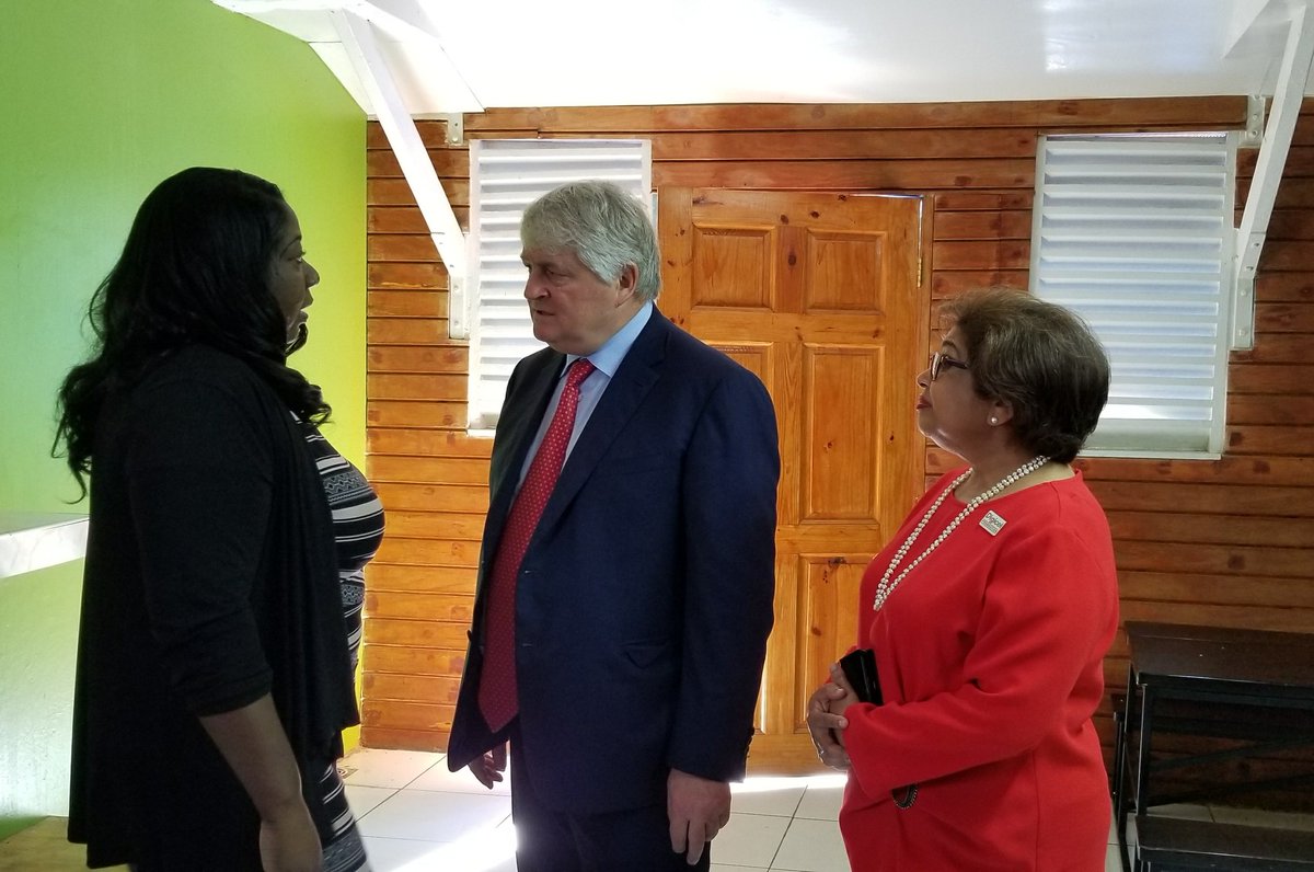 PROCommJA's tweet photo. Currently on tour of  St Michael's Primary School where the admin block was renovated &amp; a new school entrance established. Also, plumbing systems have been improved to help save water. Seen here w/ Mr O'Brien is #DigicelFdnJa Chair @JLowrieChin &amp; school Principal Mrs McPherson. https://t.co/qFio6Q2vIz