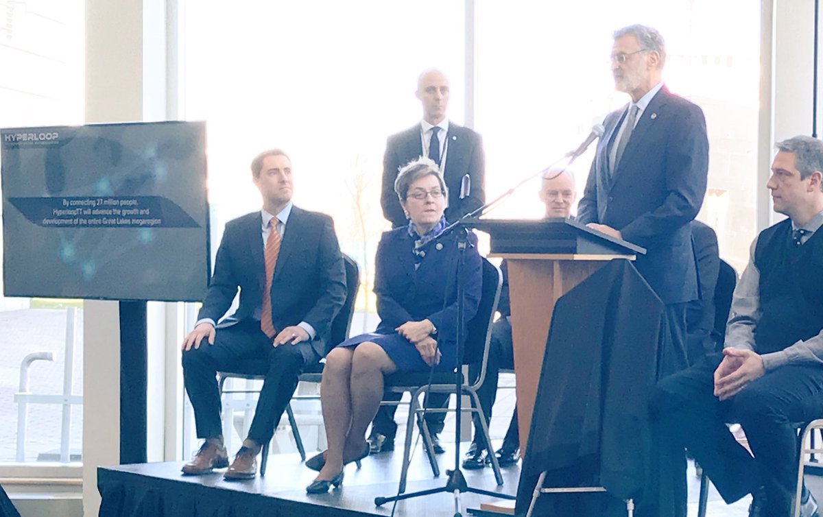 CuyahogaCounty's tweet image. “An 800mph train. It will change #Cleveland, #Chicago, the midwest and the United States. We are changing transportation.” #GreatLakesHyperloop #Innovation