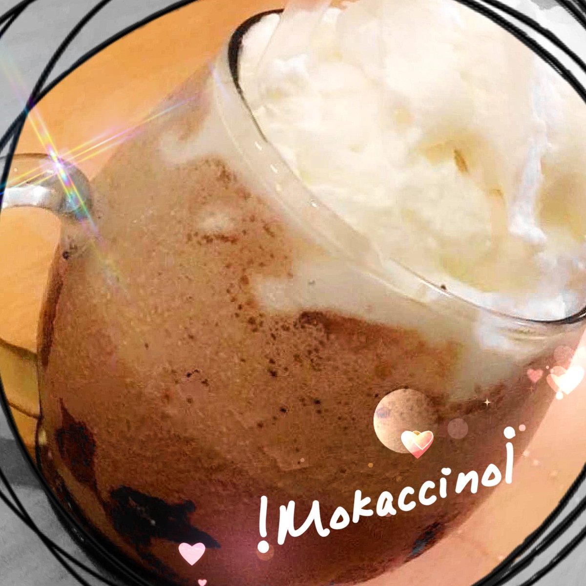 ¿Y si comenzamos el día con un Mokaccino? Espresso Frapeado + Chocolate + Leche + Crema Chantilly.... ¡¡Fabuloso!!

Te esperamos en Altamira y El Hatillo 😍

¡¡Gracias a Elianna por la foto!! 😋
