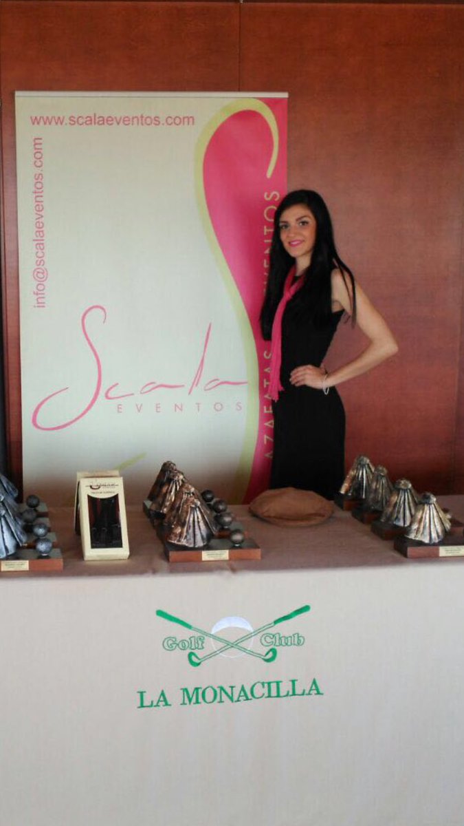 scalaeventos's tweet photo. Nuestras Azafatas ayer en la V Edición de Taurogolf. @scalaeventos un año más en este #eventosolidario para #caritas #huelva #eventos #azafatos #agenciadeazafatas #personaleventos #imagen #toros #golf #lamonacillagolf https://t.co/uDK5k4dYnC