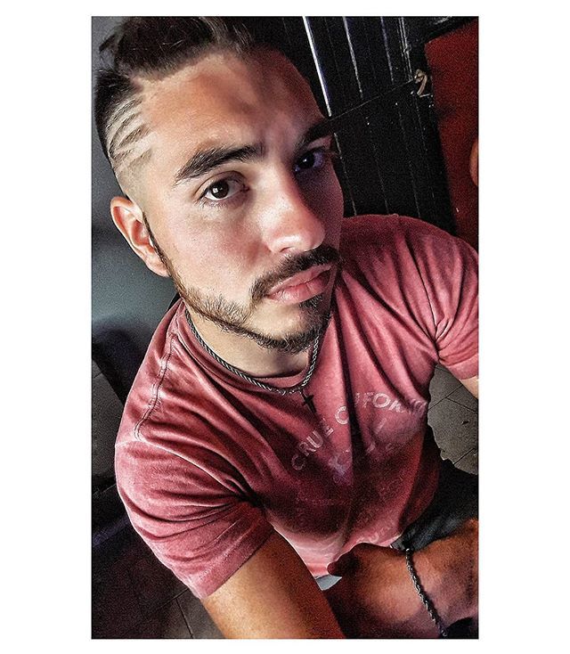 lucasresetok's tweet photo. Sé que en ti tengo esperanza, el manantial de #fe que me da #paz, me da #confianza..
Sé que en ti tengo la #fuerza, el aire y el calor que me da #vida y me sustenta..
Y si me olvido de ti, se acaba todo!
#jar #Seacabatodo #music #Dios #Jesús https://t.co/NFx5OaT4QE