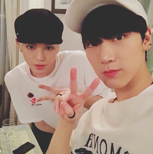 taeyongpictures's tweet image. happy birthday to our precious ten ❤️ it’s good to see you back after so long and i hope you’re happy and healthy always 🙆🏼‍♀️ here’s to more happiness for you and may TxT succeed 🤟🏼 #HappyTENday