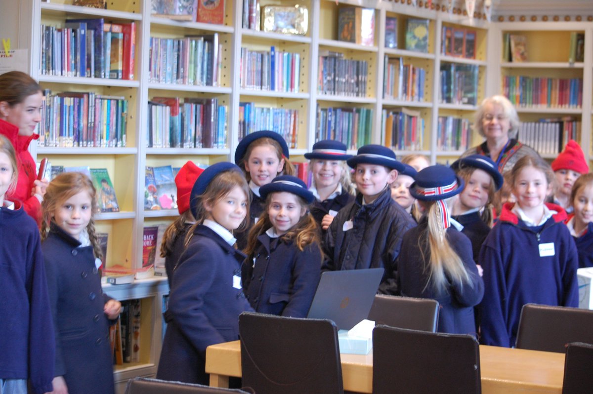 BroomwoodGirls's tweet photo. The girls from @NWSbh_Class3 excited to be touring the Upper School #BHClass3 #BHExcitement https://t.co/uz5JJzd15K