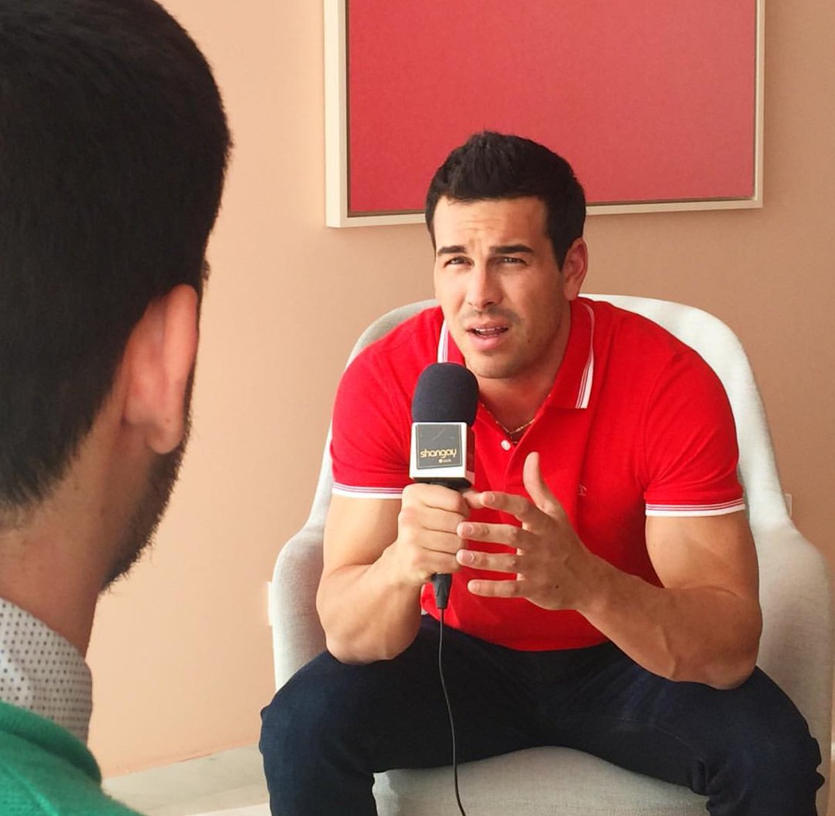 MarioCasasWorld's tweet image. @mario_casas_ cuenta en exclusiva para @Shangaycom, como ha preparado su personaje para #BajoLaPielDeLobo. Muy pronto el reportaje..